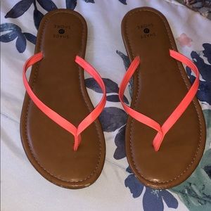 Shade and shore Sandals